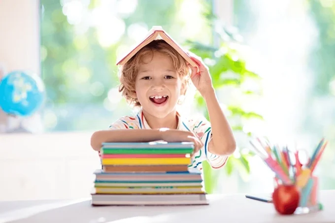 یادگیری زبان با بازی و تعامل